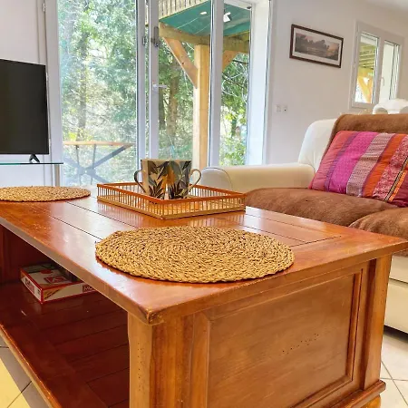 Au Calme Avec Terrasse Verdoyante Entre Annecy Et Geneve Apartment *