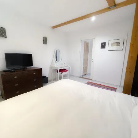 Apartment Au Calme Avec Terrasse Verdoyante Entre Annecy Et Geneve